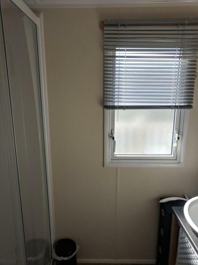 P&D'S Pearl Caravan At Tattershall Lakes Country Park Hotel Exterior foto
