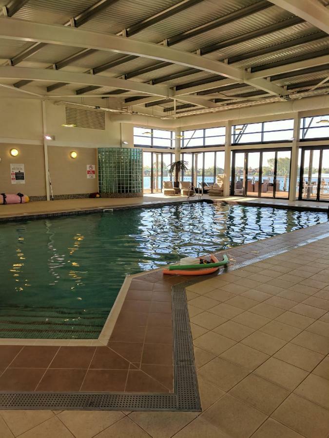 P&D'S Pearl Caravan At Tattershall Lakes Country Park Hotel Exterior foto